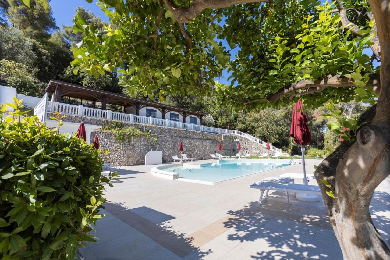 La Locanda Della Castellana Adults Only Peschici Exterior photo